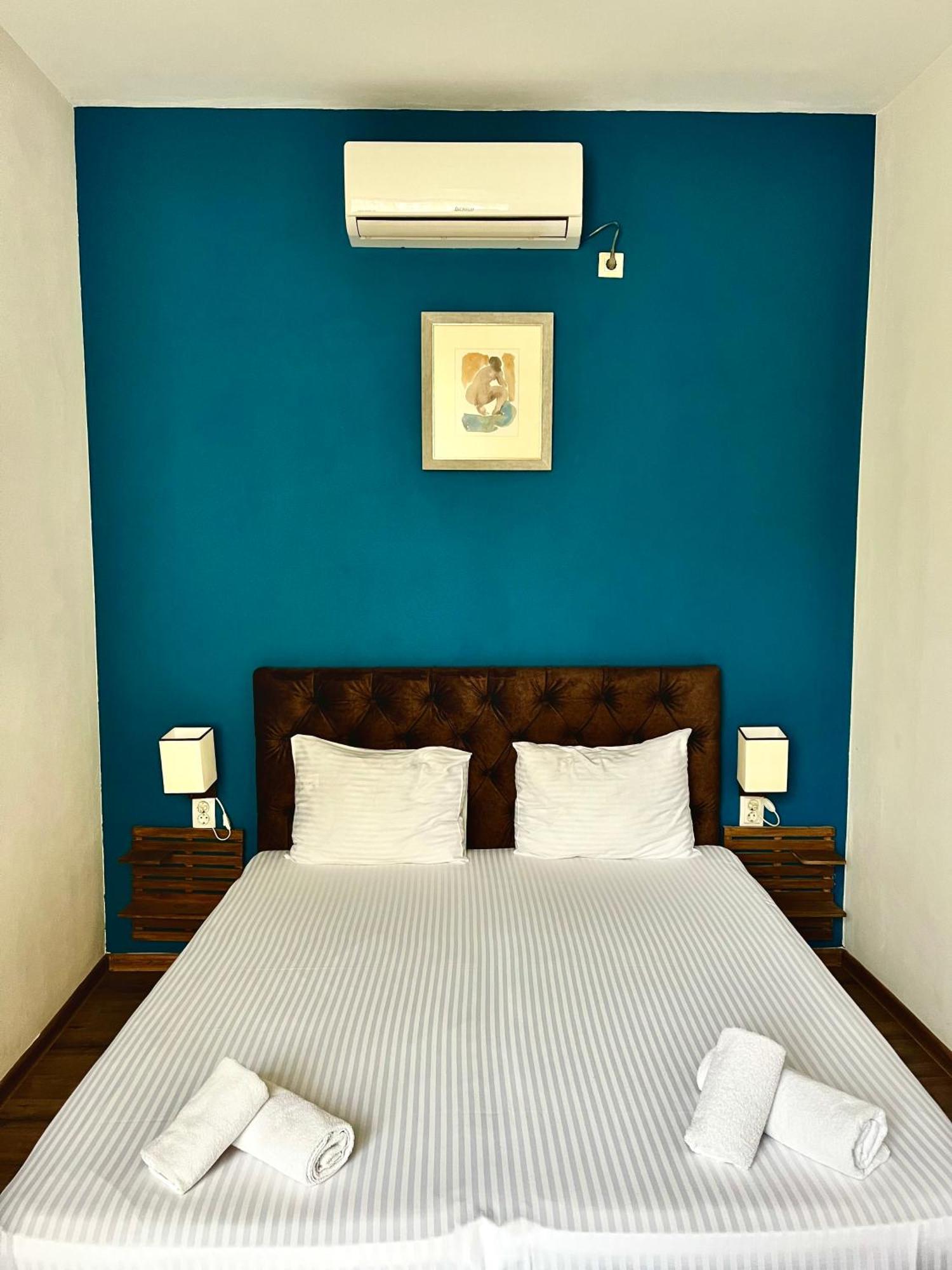 Damyanov House Hotell Kazanlŭk Exteriör bild
